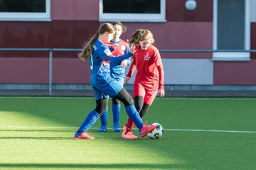 Bild 324 - wCJ Eimsbuettel - VfL Pinneberg : Ergebnis: 6:2
